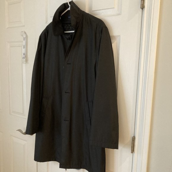 Rain Coat Excellent condition Warm wool-bend lining. - Picture 3 of 11